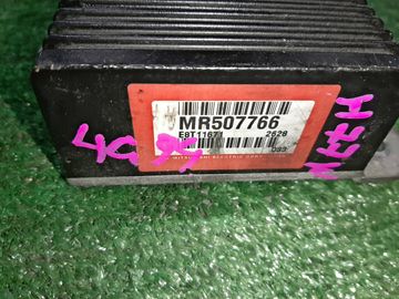 БЛОК УПРАВЛЕНИЯ ИНЖЕКТОРАМИ НА MITSUBISHI PAJERO IO H77W