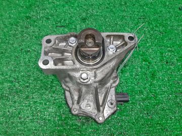 БЛОК VALVEMATIC НА TOYOTA ISIS ZGM15G 2ZR-FAE