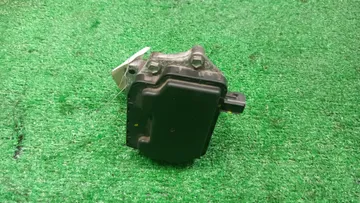 БЛОК VALVEMATIC НА TOYOTA ISIS ZGM10G 2ZR-FAE