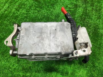 ИНВЕРТОР НА TOYOTA SAI AZK10