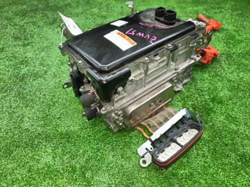 ИНВЕРТОР НА TOYOTA PRIUS ZVW51 2ZR-FXE