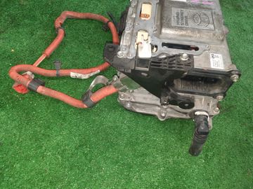 ИНВЕРТОР НА TOYOTA AQUA NHP10 1NZ-FXE