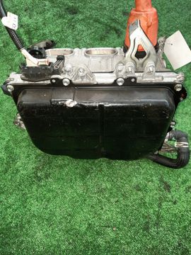 ИНВЕРТОР НА TOYOTA PRIUS ZVW30