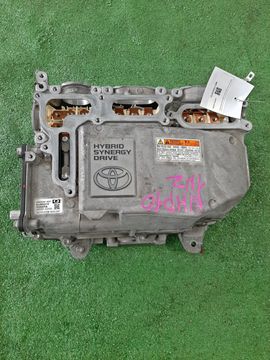 ИНВЕРТОР НА TOYOTA AQUA NHP10