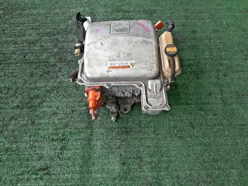 ИНВЕРТОР НА TOYOTA PRIUS NHW20 1NZ-FXE