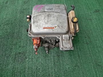 ИНВЕРТОР НА TOYOTA PRIUS NHW20