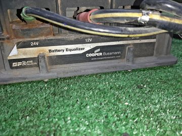 ИНВЕРТОР НА MITSUBISHI CANTER FBA30 4P10