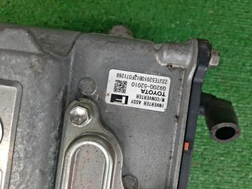 ИНВЕРТОР НА TOYOTA AQUA NHP10
