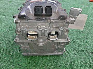 ИНВЕРТОР НА TOYOTA PRIUS ZVW50