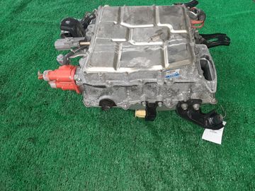 ИНВЕРТОР НА TOYOTA PRIUS NHW20