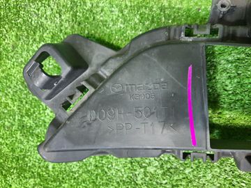 РЕШЕТКА БАМПЕРА НА MAZDA DEMIO DJ5FS