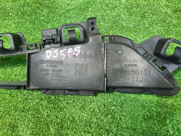 РЕШЕТКА БАМПЕРА НА MAZDA DEMIO DJ5FS