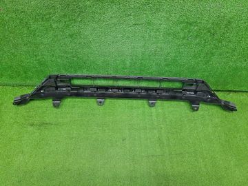 РЕШЕТКА БАМПЕРА НА TOYOTA NOAH ZWR80G