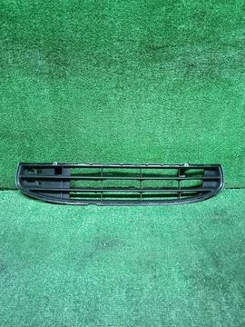 РЕШЕТКА БАМПЕРА НА MITSUBISHI MIRAGE A03A