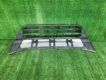 РЕШЕТКА БАМПЕРА НА SUZUKI ESCUDO TD54W