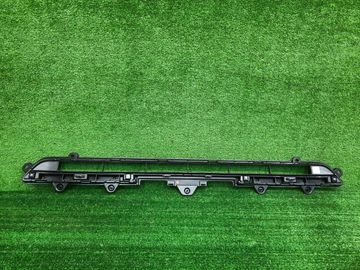 РЕШЕТКА БАМПЕРА НА TOYOTA LAND CRUISER VJA300W