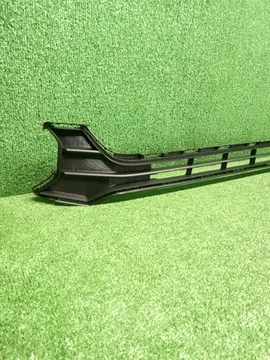 РЕШЕТКА БАМПЕРА НА TOYOTA TACOMA GRN305L