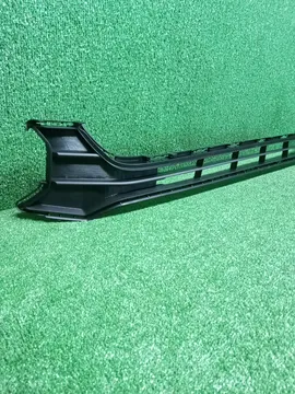 РЕШЕТКА БАМПЕРА НА TOYOTA TACOMA GRN305L