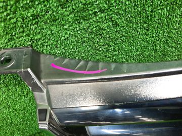 РЕШЕТКА РАДИАТОРА НА TOYOTA PREMIO ZRT260