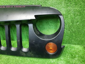 РЕШЕТКА РАДИАТОРА НА JEEP WRANGLER JK