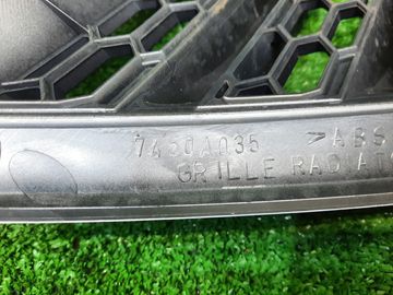 РЕШЕТКА РАДИАТОРА НА MITSUBISHI OUTLANDER CW5W