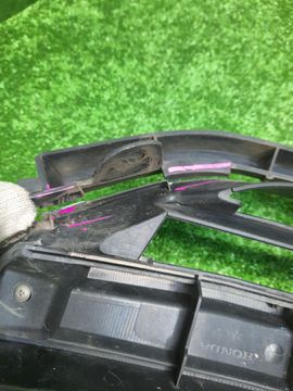 РЕШЕТКА РАДИАТОРА НА HONDA STREAM RN6