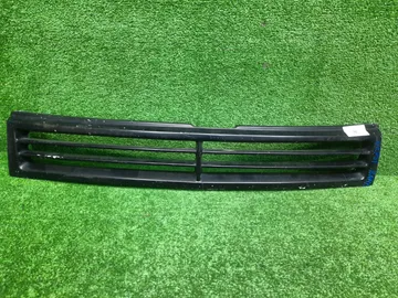 РЕШЕТКА РАДИАТОРА НА TOYOTA BB NCP31