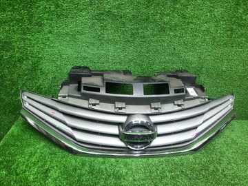 РЕШЕТКА РАДИАТОРА НА NISSAN NOTE E12