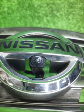 РЕШЕТКА РАДИАТОРА НА NISSAN NOTE E12