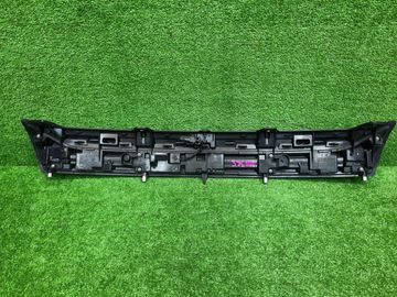 РЕШЕТКА РАДИАТОРА НА SUZUKI SOLIO MA36S