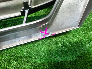 РЕШЕТКА РАДИАТОРА НА NISSAN SERENA C26