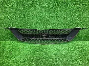 РЕШЕТКА РАДИАТОРА НА TOYOTA CALDINA ZZT241W