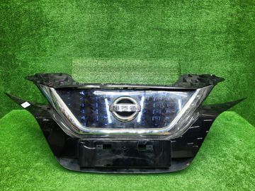 РЕШЕТКА РАДИАТОРА НА NISSAN LEAF ZE1