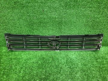 РЕШЕТКА РАДИАТОРА НА TOYOTA HIACE REGIUS KCH46G
