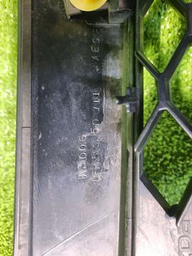 РЕШЕТКА РАДИАТОРА НА MAZDA AXELA BK3P