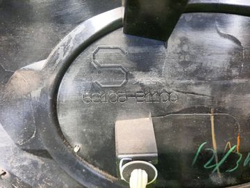 РЕШЕТКА РАДИАТОРА НА TOYOTA ROOMY M900A