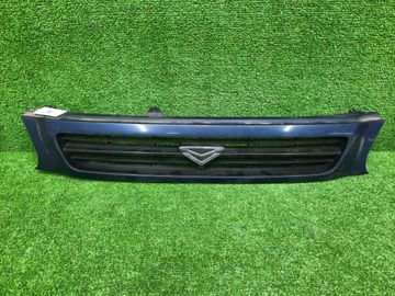 РЕШЕТКА РАДИАТОРА НА TOYOTA TERCEL EL53