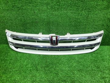 РЕШЕТКА РАДИАТОРА НА TOYOTA ISIS ANM10G