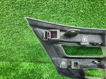 РЕШЕТКА РАДИАТОРА НА TOYOTA ISIS ANM10G