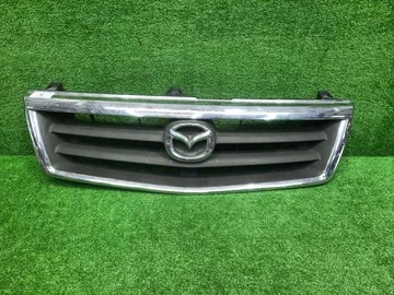 РЕШЕТКА РАДИАТОРА НА MAZDA BONGO FRIENDEE SGEW