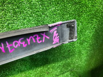 РЕШЕТКА РАДИАТОРА НА HINO DUTRO XZU307M