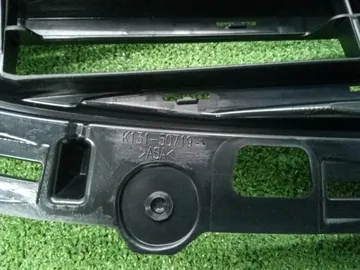 РЕШЕТКА РАДИАТОРА НА MAZDA CX-8