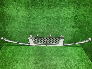 РЕШЕТКА РАДИАТОРА НА MITSUBISHI DELICA PD6W