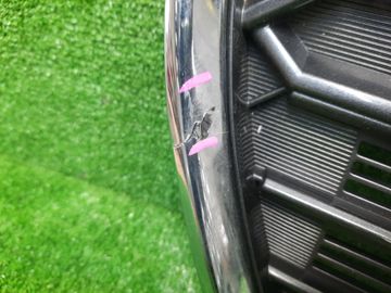 РЕШЕТКА РАДИАТОРА НА TOYOTA PIXIS JOY LA250A