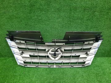 РЕШЕТКА РАДИАТОРА НА NISSAN SERENA C26