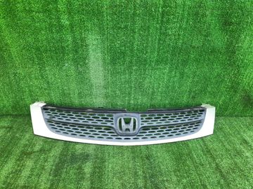 РЕШЕТКА РАДИАТОРА НА HONDA STREAM RN1