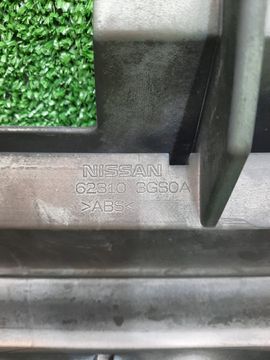 РЕШЕТКА РАДИАТОРА НА NISSAN SERENA C26