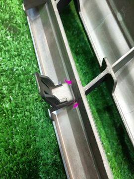 РЕШЕТКА РАДИАТОРА НА NISSAN SERENA C26