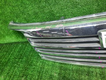 РЕШЕТКА РАДИАТОРА НА NISSAN ELGRAND AVWE50