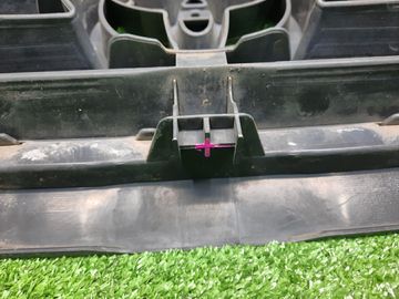 РЕШЕТКА РАДИАТОРА НА TOYOTA TOWN ACE NOAH KR42V